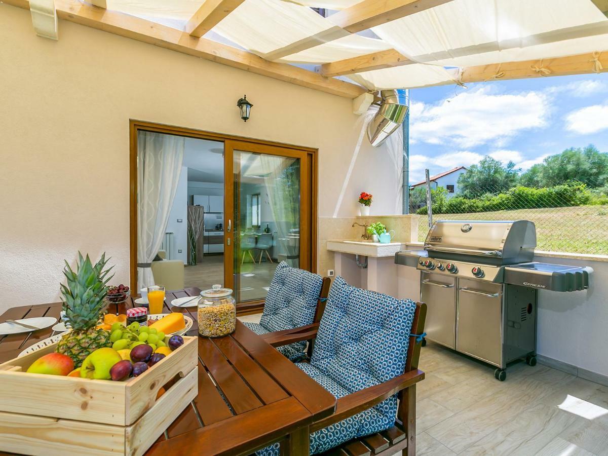 Pool Premium Apartment Vrsar Kültér fotó