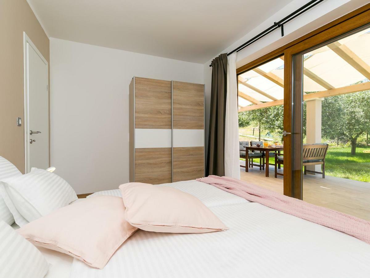 Pool Premium Apartment Vrsar Kültér fotó