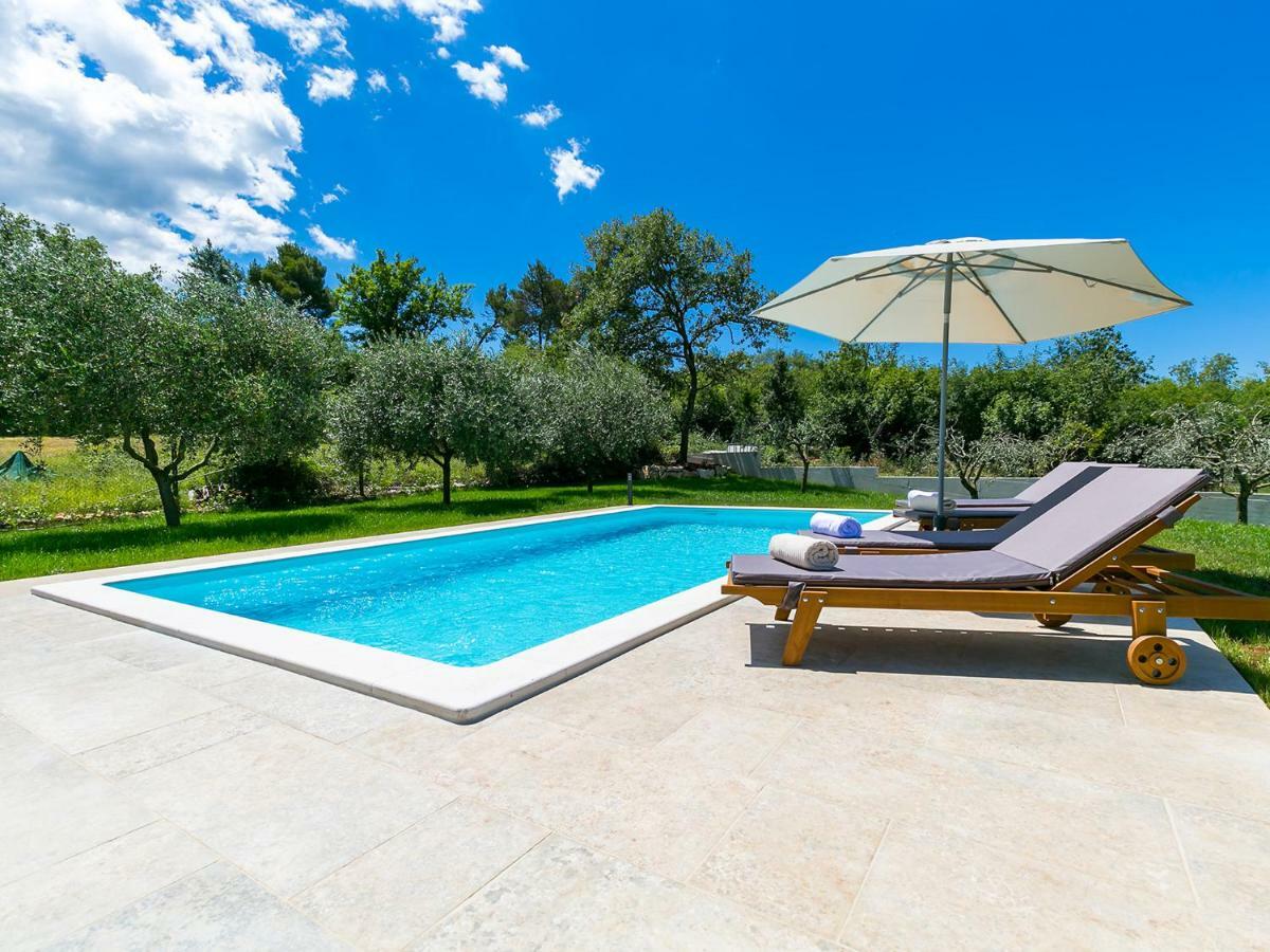 Pool Premium Apartment Vrsar Kültér fotó