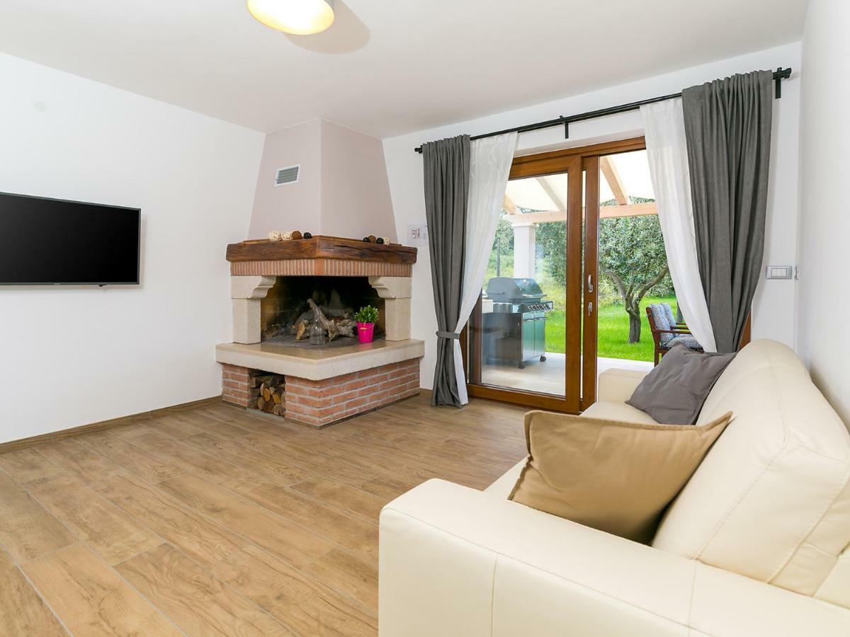 Pool Premium Apartment Vrsar Kültér fotó